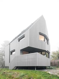 PASSIVE SUBURBAINE - Image 3